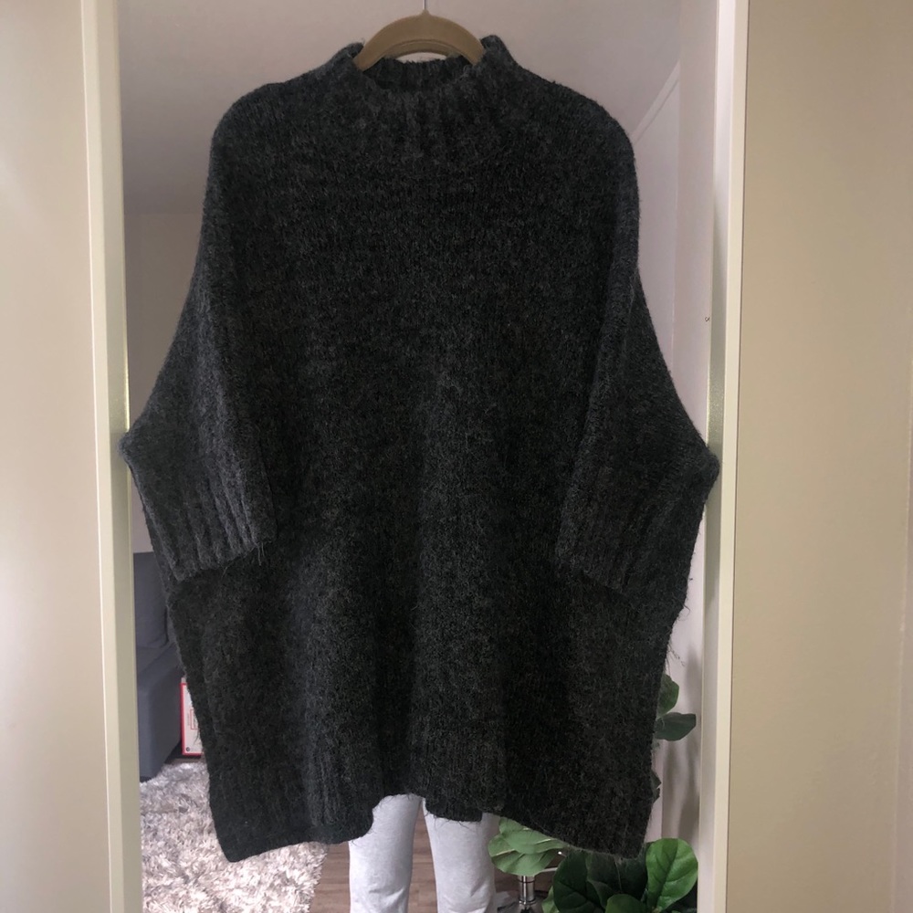 ‼️2 for $25 deal‼️ 
Charcoal Poncho